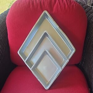 Wilton Non-Stick Square Baking Pan Set - Silver